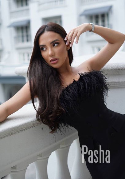 high class london escort DENELLY