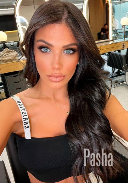 open minded london escort MARTINI