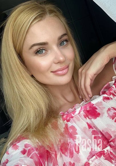 open minded escort SABRINA
